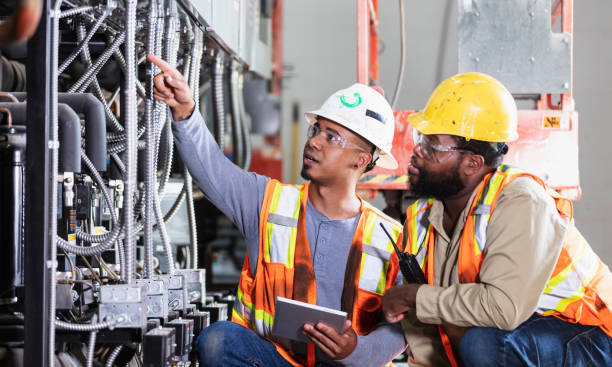 Best Licensed Electrician  in Clute, TX
